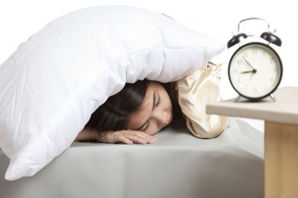 產後失眠怎麼辦_女人產後為什麼會失眠