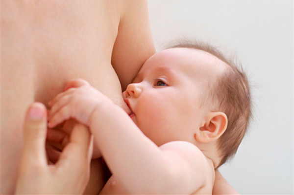 產婦吃什麼催奶_產婦催奶的食物_產婦催奶的註意事項 催奶