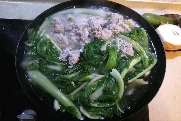 小白菜汆丸子_小白菜汆丸子的做法_小白菜汆丸子怎麼做好吃 小白菜汆丸子的做法 怎麼做好吃