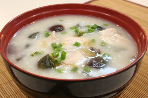 微波皮蛋瘦肉粥 你傢微波爐還在休息嗎