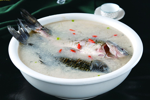 清燉鯽魚湯