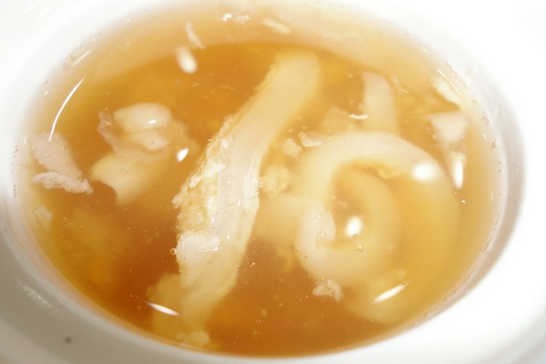 魚鰾不要再亂扔 來做補腎五子魚鰾湯