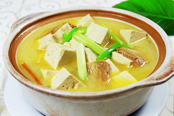 冬季養生吃什麼_紅白食物有哪些_冬季飲食禁忌 豆腐