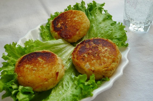 傢常土豆餅怎麼做_營養功效_土豆的營養價值 傢常土豆餅