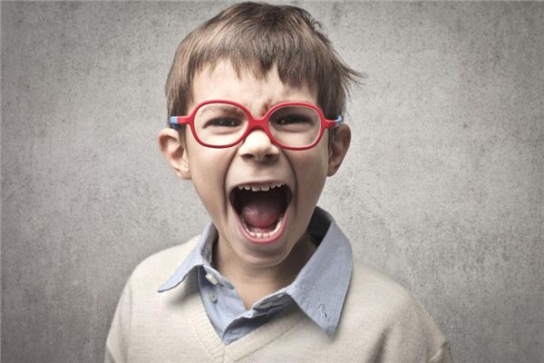 青少年睡眠不足會致近視 4類兒童最易得近視