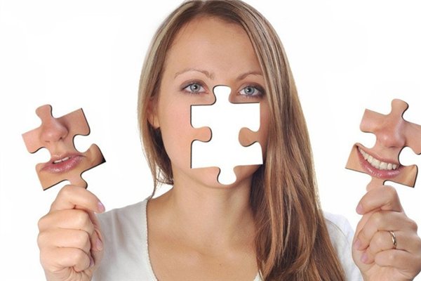 口腔潰瘍是怎麼引起_口腔潰瘍怎麼好得快 口腔潰瘍