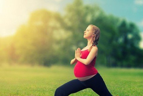 孕婦下蹲運動好處多 幫助分娩能美臀