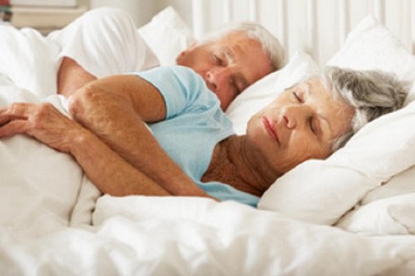 如何提高老年人睡眠質量
