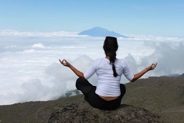 冥想想什麼_靜坐觀想何處