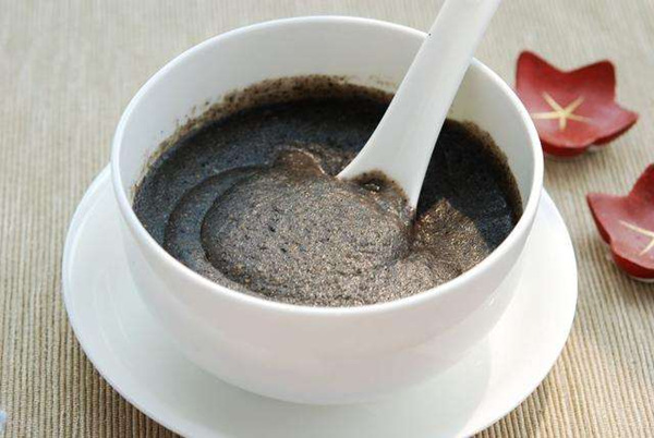 愉快月子得先吃得香 試著來點黑芝麻