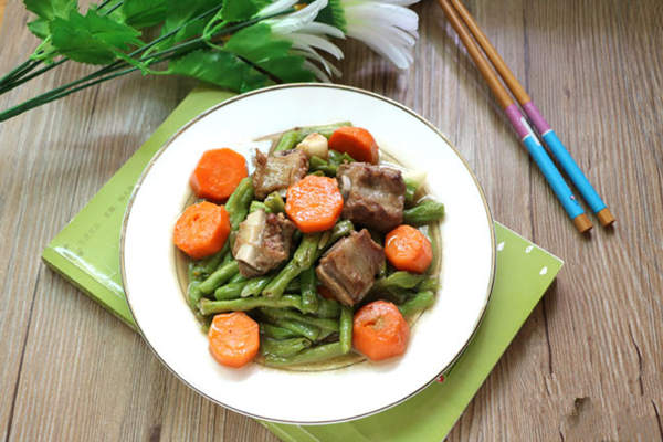 豇豆燜排骨