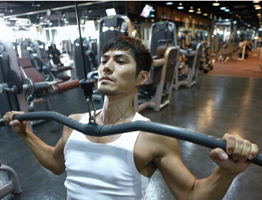 想要健美肌肉 掌握健身技巧是關鍵