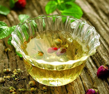 洋甘菊茶功效和貯存方法 洋甘菊茶功效和貯存方法