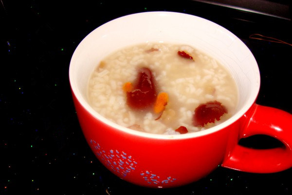 董豆山藥棗粥怎麼做_糯米_山藥的營養功效 董豆山藥棗粥