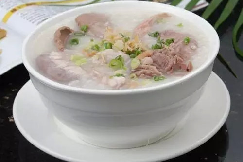 肉丸米粥的傢常做法