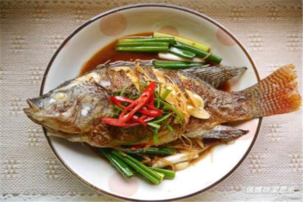吳郭魚_吳郭魚的做法 吳郭魚的做法介紹