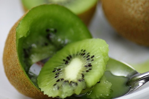 保護視力多吃含葉黃素的食物