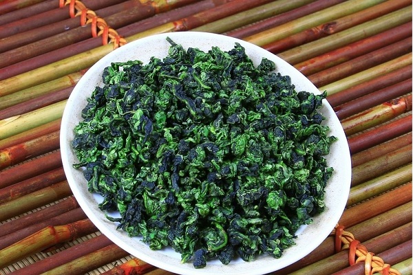 鐵觀音是紅茶還是綠茶_喝鐵觀音有什麼好處_鐵觀音功效與作用