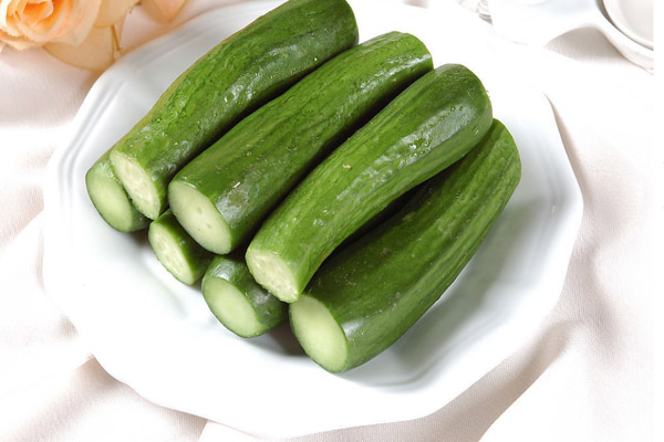 夏季黃瓜怎樣吃更健康_怎樣吃黃瓜養生效果好