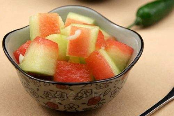 西瓜皮能治急性咽炎嗎_急性咽炎如何調理_怎麼治療急性咽炎