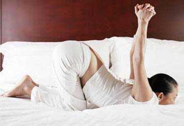 睡前運動 緩解疲勞又健身