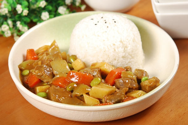 咖喱雞肉飯