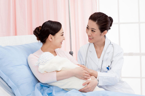 剖腹產後坐月子