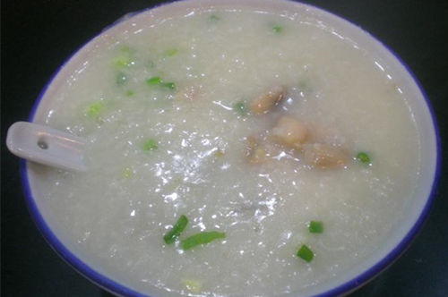 飲食養生:夏季適合糖尿病患者喝4種粥