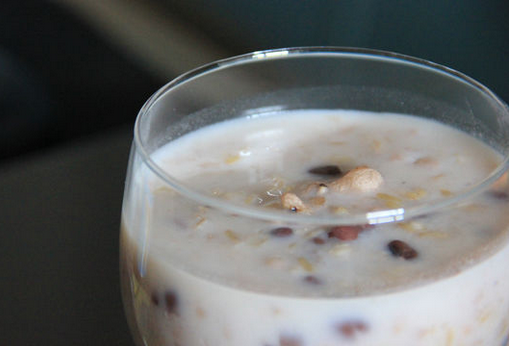 紅豆薏米芋頭粥 香糯順滑絲般享受