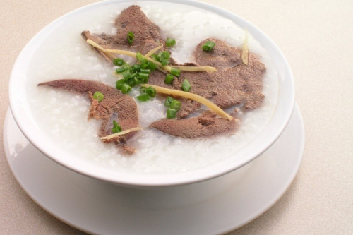 皮蛋豬肝粥 讓面色不再黯淡無光