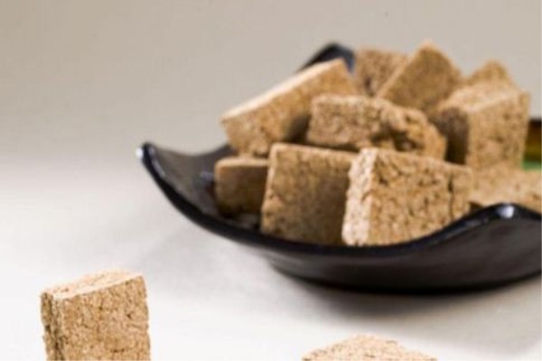 女性經期應該如何飲食_女性夏季如何養生