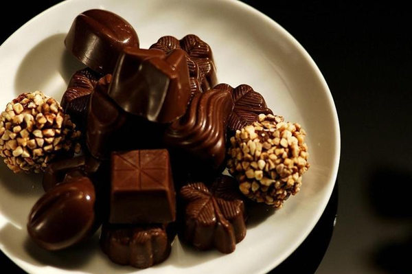 巧克力可以減肥嗎 吃什麼巧克力能減肥 黑巧克力