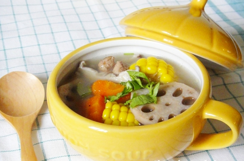 蓮藕蘋果排骨湯 夏季滋補又降火