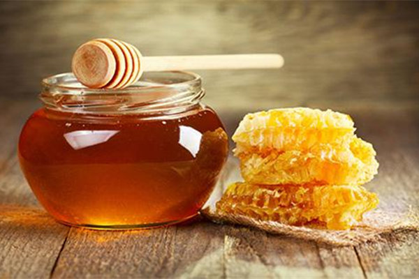 糖尿病患者可以吃蜂蜜嗎_蜂蜜適合糖尿病患者食用嗎_糖尿病患者怎麼吃