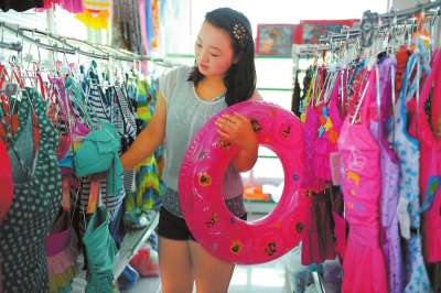 泳衣什麼牌子好 如何選購泳衣