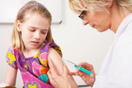 註射疫苗癱瘓！給孩子註射疫苗要註意什麼