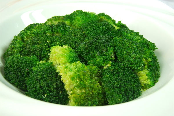 剁椒西蘭花的炒法_營養功效_西蘭花的功效與作用 西蘭花