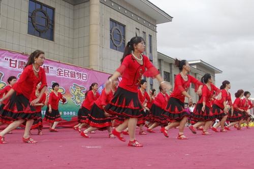 廣場舞草原中國夢這支舞蹈容易學嗎