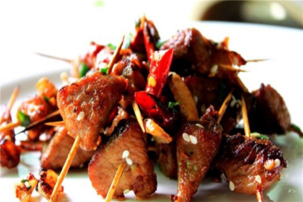 牙簽肉的做法_牙簽肉_五香牙簽肉 五香牙簽肉的做法介紹