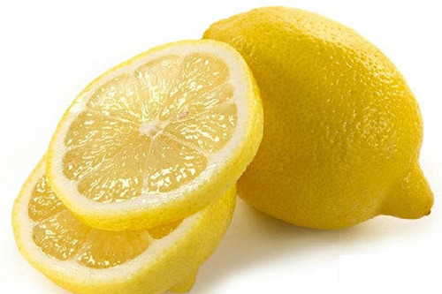 檸檬水洗臉的美白功效_檸檬水有哪些美白功效