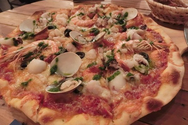 周末在傢DIY 超級海鮮披薩