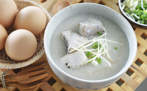 養胃粥：鯉魚大米粥的做法