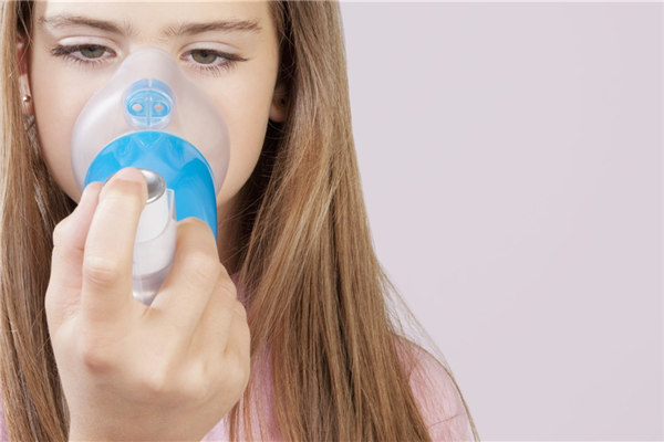 中醫：治愈哮喘 需“醫傢精治”和“病傢細防”相配合