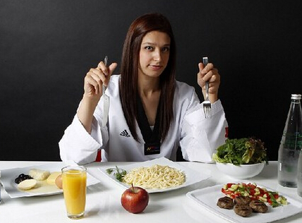 科學飲食提升運動效果