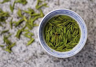 如何辨別杜仲茶的好壞 如何辨別杜仲茶的好壞