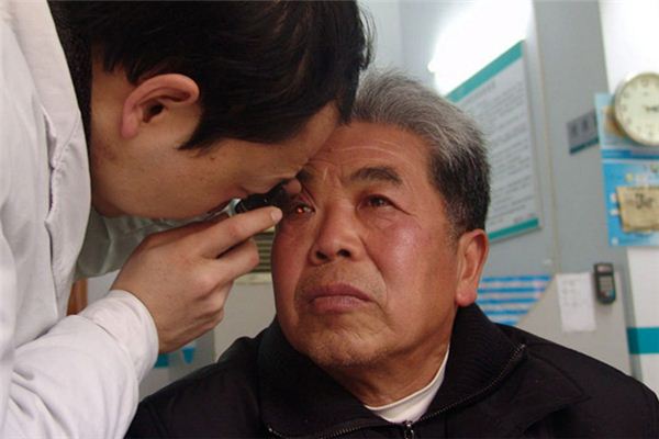 青光眼癥狀_青光眼治療_青光眼病因