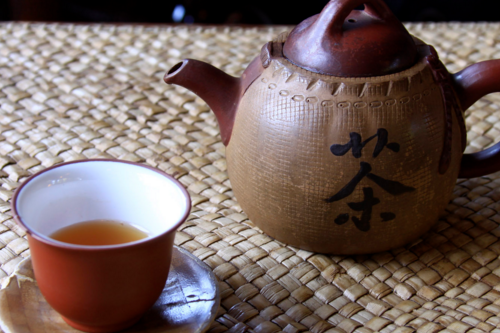 隔夜茶的危害 隔夜茶加速人體衰老