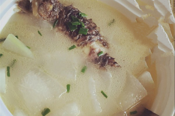 冬瓜鯽魚湯