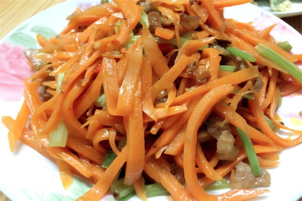 胡蘿卜炒肉絲介紹