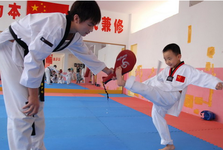 孩子幾歲練跆拳道好 有什麼好處 